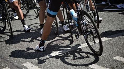 Pourquoi Les Cyclistes Se Rasent Les Jambes