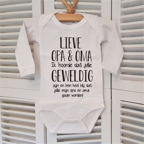 Baby Rompertje Met Tekst Cadeau Lieve Opa En Oma Geweldig Heel Blij