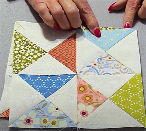 How To Make An Hourglass Quilt Block