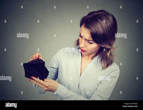 Empty Money Girl Hi Res Stock Photography And Images Alamy