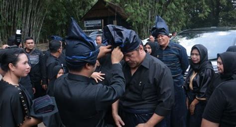 Perbedaan Suku Kajang Luar dan Kajang Dalam di Sulawesi Selatan ...