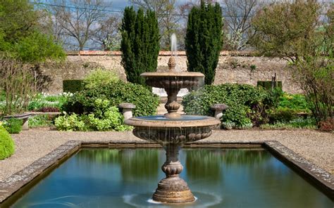 15 Unique Garden Water Fountain Design Ideas - Garden Lovers Club