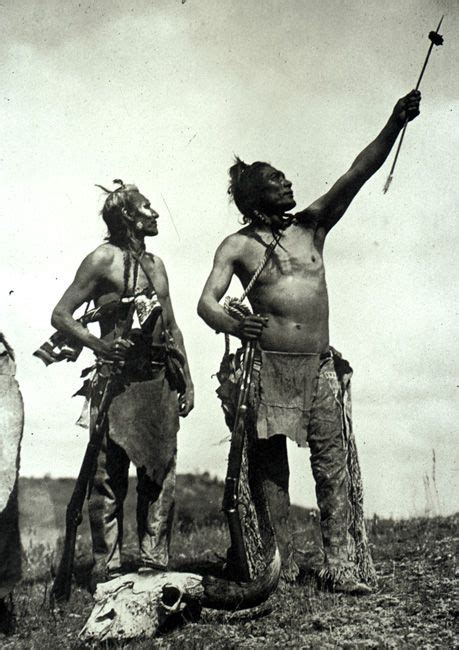 Crow Indians Crow Indian Sundance Native American Pictures Native