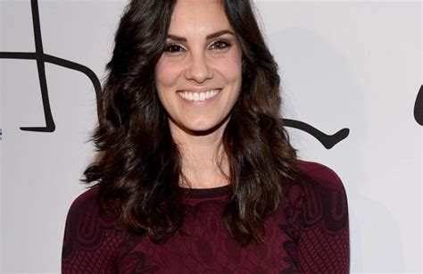 Daniela Ruah Faz A Primeira Tatuagem Holofote