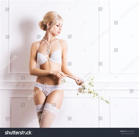 Beautiful Sexy Bride White Lingerie Woman Stock Photo 592237043 Shutterstock