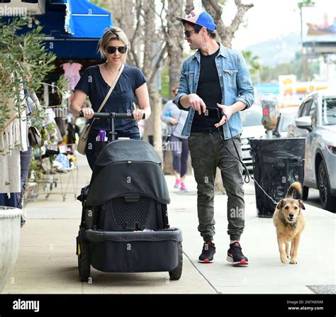 Photo By Zz Gotpap Star Max Ipx Ali Fedotowsky And Her