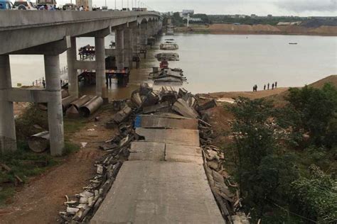 Three missing in Chinese bridge collapse | South China Morning Post