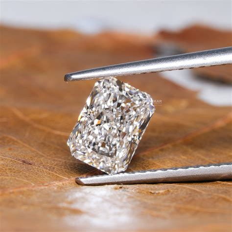 Ct Radiant Cut Lab Grown Diamond For Beautiful Engagement Ring Or