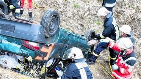 Gas Tritt Aus Autos Brennen