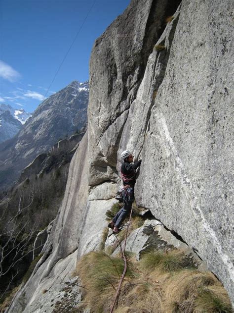 On Ice It Report Roccia Val Di Mello L Albero Delle Pere