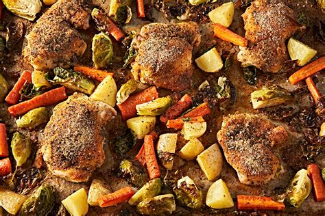 Sheet Pan Crispy And Juicy Roasted Chicken Thighs With Veggies Whole30 Keto Paleo The