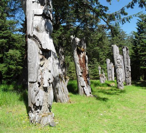 Haida totem poles - Nintstints, Haida Gwaii, B.C., Canada | Haida gwaii ...