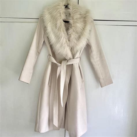 River Island Coat with removable fur collar. Too... - Depop