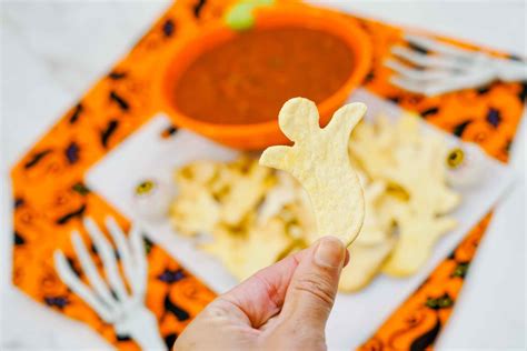 Halloween Tortilla Chips 02 Brooklyn Active Mama