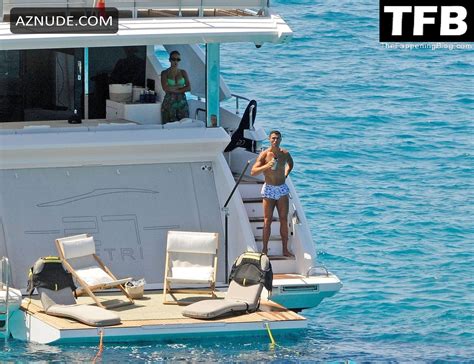 Georgina Rodriguez Sexy Seen Flaunting Her Hot Bikini Body On A Yacht In Spain Aznude