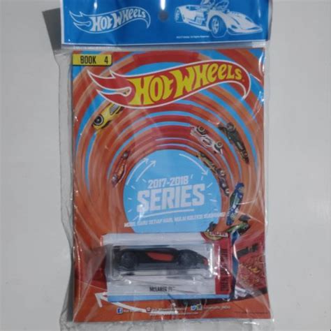 Hot Wheels Book Series Mc Laren Mazda Renault Porsche Nissan Fairlady Porsche A Outlaw