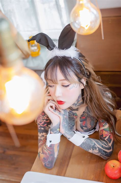 Saint Photolife Yoko Vol Bunnygirl P R