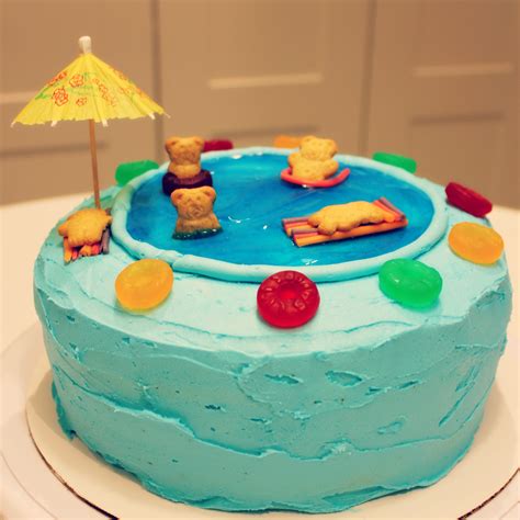 Swimming Pool Cake - Pretty Petunias