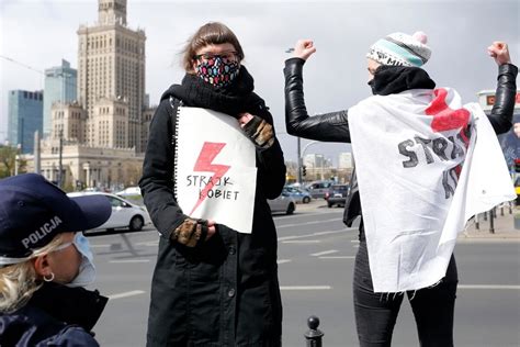 Magda właśnie wróciła ze Słowacji Była na skrobance Mówi że nie