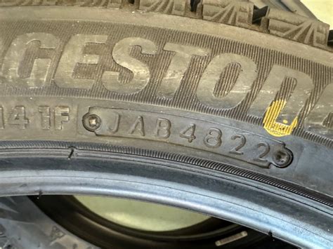 Yahoo オークション 新品 195 50R19 BRIDGESTONE VRX3 22年製 スタッ