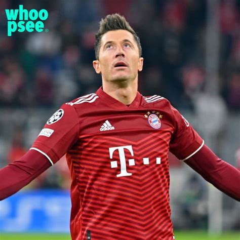 Robert Lewandowski rompe il contratto con la società cinese Huawei per