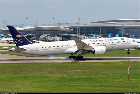 HZ ARA Saudi Arabian Airlines Boeing 787 9 Dreamliner Photo By