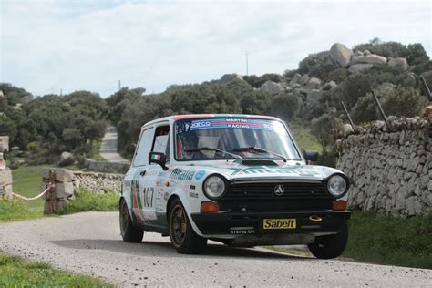 Trofeo A112 Abarth Yokohama 14 Equipaggi Al Via Del Rally Storico