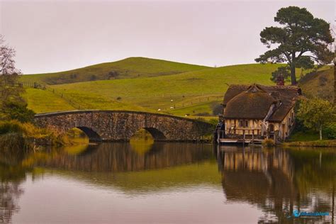 Hobbiton Movie Set | | Alluring World