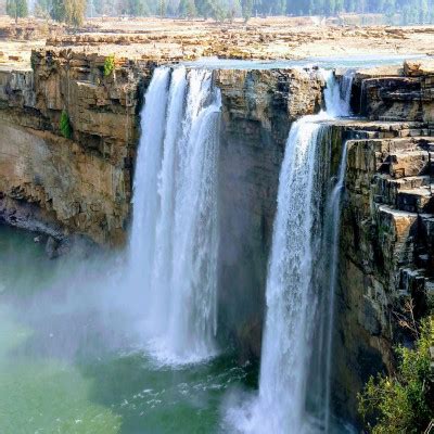 Chitrakoot Waterfall - Location, Photos, Timings, How to Reach