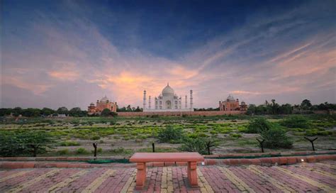 How To Plan Delhi To Agra Road Trip