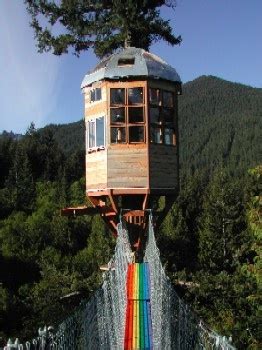 8 of the Most Unusual Hotels In The United States | Tree house, Cool ...