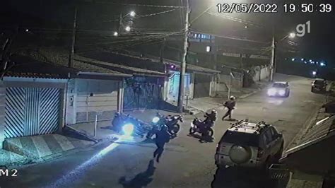 Policial Reage A Assalto Mata Um Suspeito E Deixa Outro Ferido Em Campo Limpo Paulista Vídeo