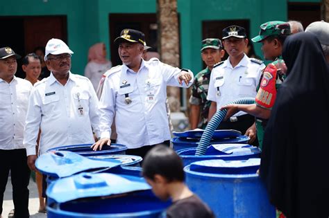 Atasi Kekeringan Warga Desa Kalimulyo Dapat Bantuan Air Bersih