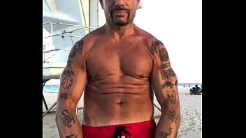 G T S GIMNASIO BRONCEADO SEXO PLAYA CUERPO ESTRELLA DEL PORNO XVIDEOS