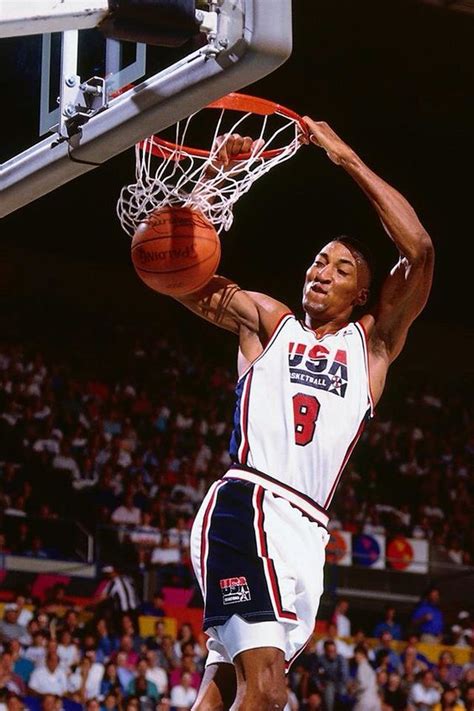 Scottie Pippen Net Worth - Celebrity Net Worth Scottie Pippen Net Worth