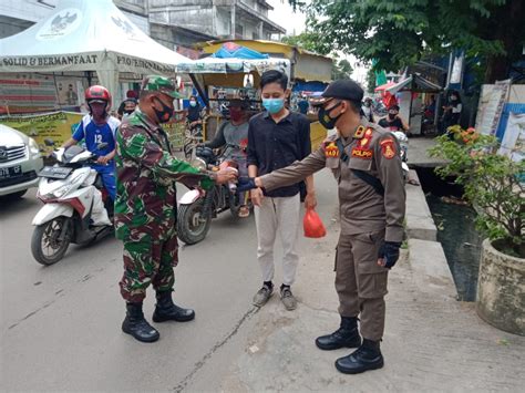 Terapkan Prokes Oleh Kodim 0410 KBL Di Pasar