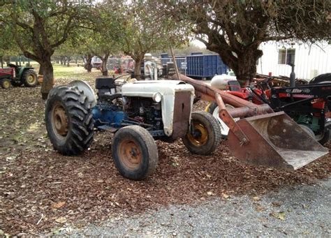 Ford 4000 tractor loader for sale