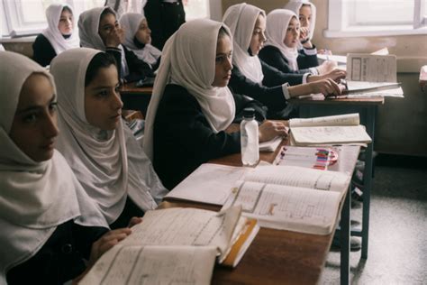 Los Talibanes Mantuvieron El Cierre De Las Escuelas Para Las Niñas Pese