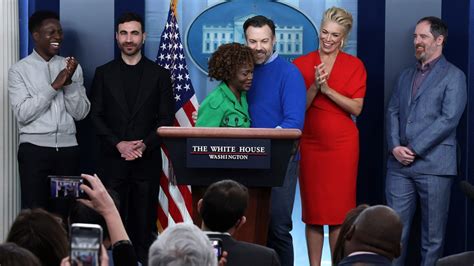 Ted Lasso: Jason Sudeikis, Cast Visit White House With Trent Crimm