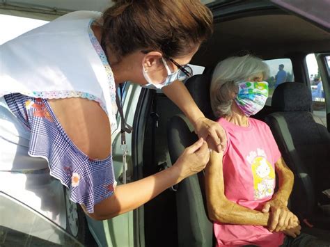 Sorocaba vacina idosos mais de 79 anos e profissionais da saúde