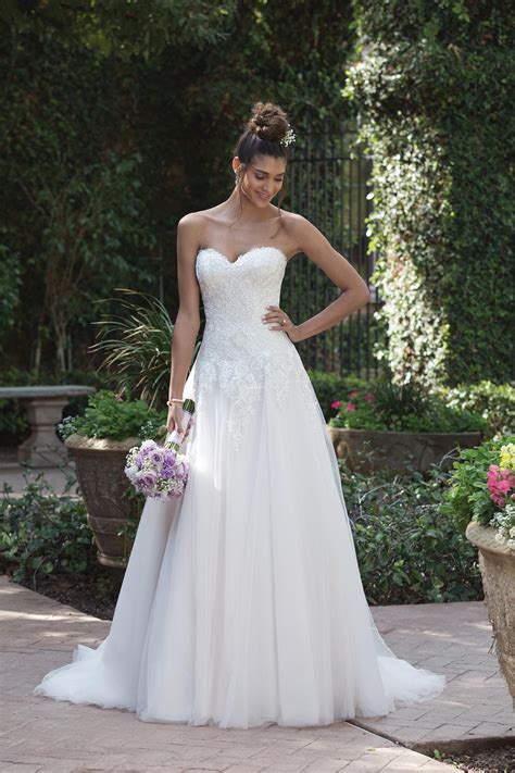 Wedding Dress From Sincerity Bridal Hitched Co Uk