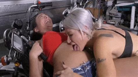 BELLY BUTTON FETISH Videos And Porn Clips Clips4Sale