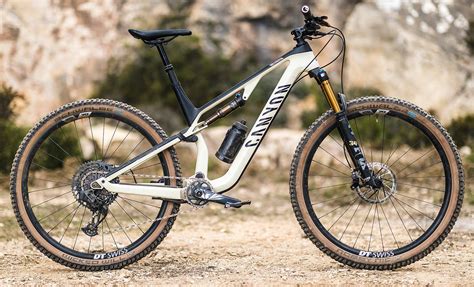 Canyon Neuron CF trail bike gets travel boost, geometry tweak - Bikerumor