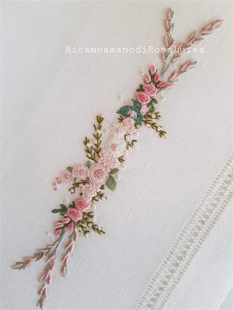 Pin Di Melissa Leblanc Su Hand Embroidery Nel Punti Di Ricamo A