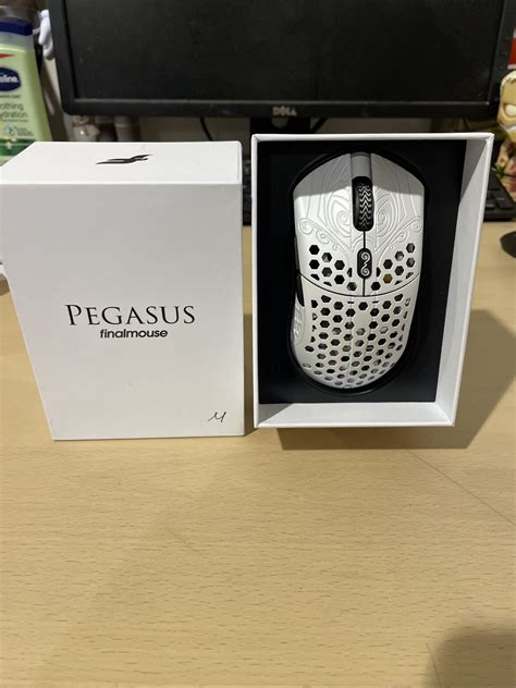 Finalmouse Starlight 12 Pegasus Wireless Mouse ~medium Used