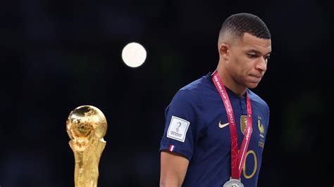 Mbappè stakanovista a 3 giorni dalla finale torna ad allenarsi col PSG