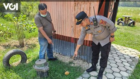 Tim Brimob Identifikasi Granat Temuan Warga Seberang Kota Jambi