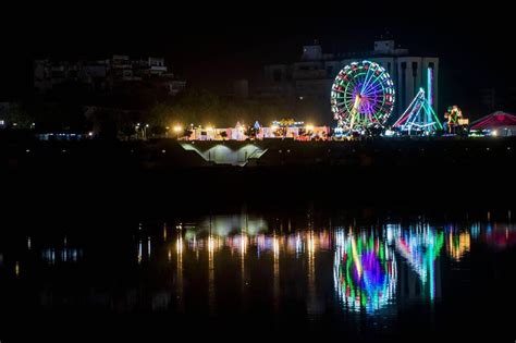 Riverfront Park: The Go-To Tourist Destination Of Ahmedabad