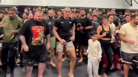 jon anik reacts  alex pereira  nina marie danieles biggest chama