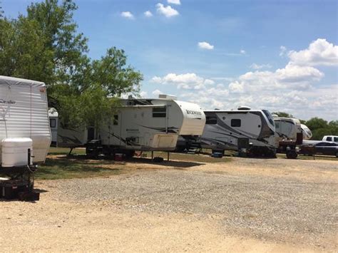 Rv Park In Pleasanton Tx Freedom Rv Resort 775 217 8198